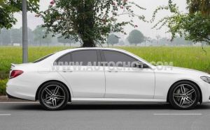 Xe Mercedes Benz E class E300 AMG 2020
