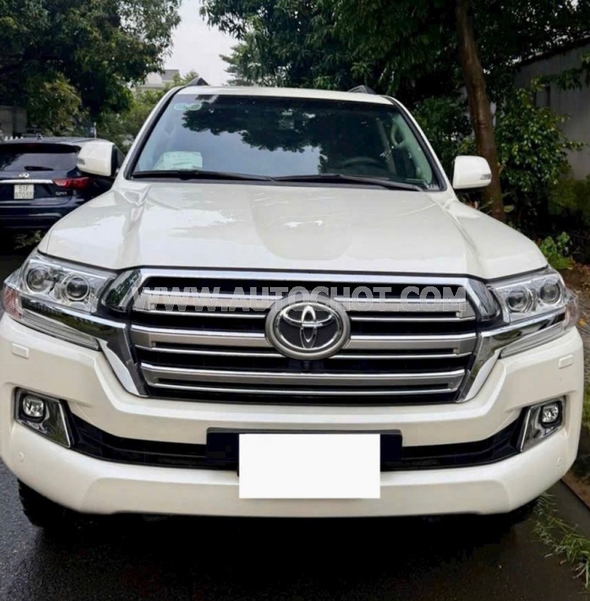 Toyota Land Cruiser 4.6 V8 2020