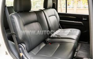 Xe Ford Everest 2.5L 4x2 AT 2014