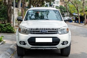 Xe Ford Everest 2.5L 4x2 AT 2014