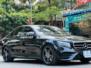 Xe Mercedes Benz E class E300 AMG 2019