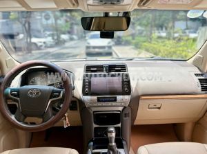 Xe Toyota Prado VX 2.7L 2021