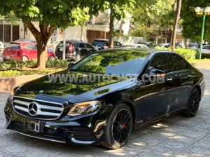 Xe Mercedes Benz E class E300 AMG 2019