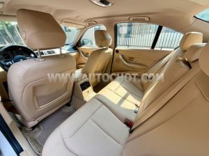 Xe BMW 3 Series 320i 2014