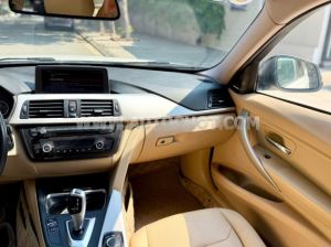 Xe BMW 3 Series 320i 2014
