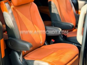 Xe Kia Carnival Signature 2.2D 2023