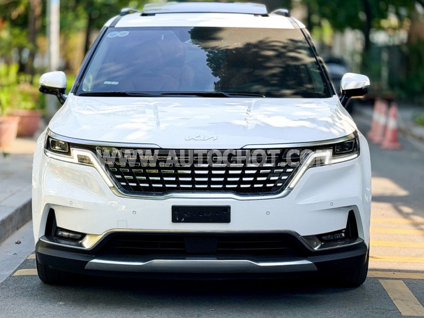 Kia Carnival Signature 2.2D 2024