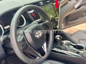 Xe Toyota Camry 2.0G 2020