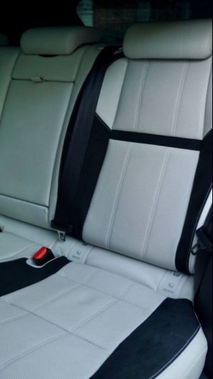 Xe LandRover Range Rover Velar SE R-Dynamic 2017