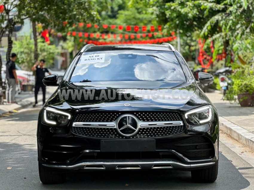 Xe Mercedes Benz GLC 300 4Matic 2020