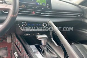 Xe Hyundai Elantra 2.0 AT Cao cấp 2023