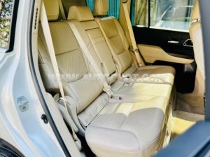 Xe Toyota Land Cruiser 3.5 V6 2023