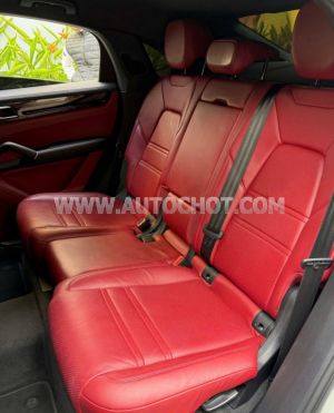 Xe Porsche Cayenne Coupe 2020