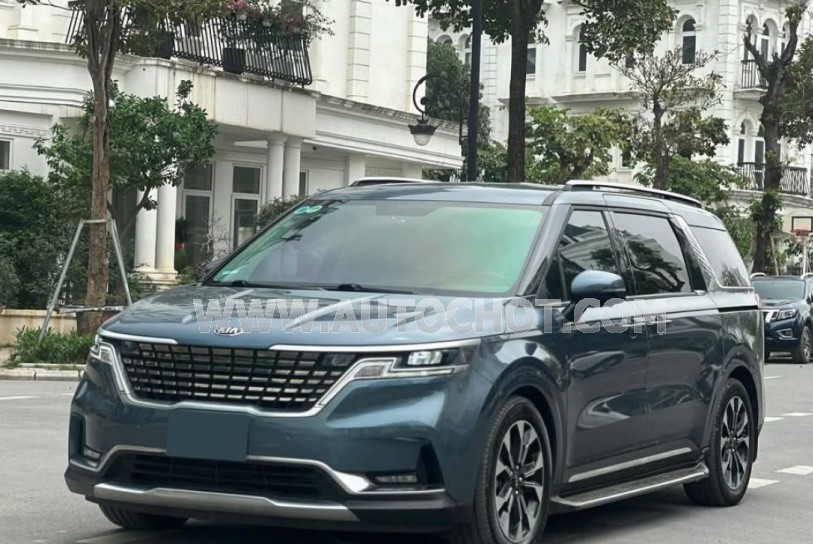 Xe Kia Carnival Premium 2.2D 2022
