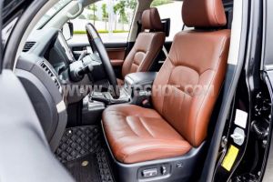 Xe Toyota Land Cruiser VX.R 5.7 V8 2016