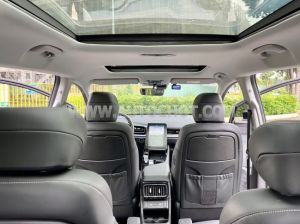 Xe Hyundai Custin Cao Cấp 2.0T 2023