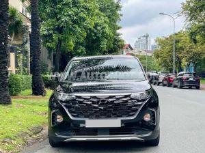 Xe Hyundai Custin Cao Cấp 2.0T 2023