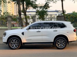 Xe Ford Everest Titanium Plus 2.0L 4x4 AT 2024