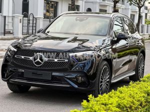 Xe Mercedes Benz GLC 300 4Matic 2023