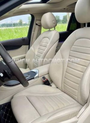 Xe Mercedes Benz GLC 300 4Matic 2021