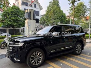 Xe Toyota Land Cruiser 3.5 V6 2024