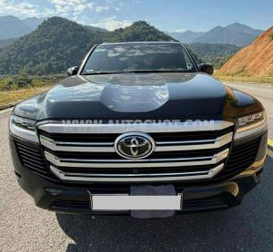 Xe Toyota Land Cruiser 3.5 V6 2023
