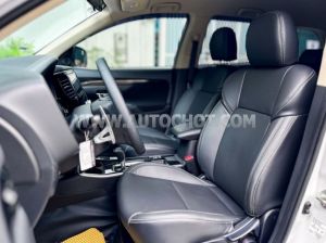 Xe Mitsubishi Outlander 2.0 CVT 2021