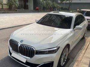 Xe BMW 7 Series 740Li 2016