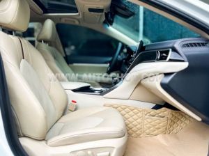 Xe Toyota Camry 2.0Q 2022