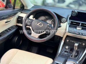 Xe Lexus NX 300 2017