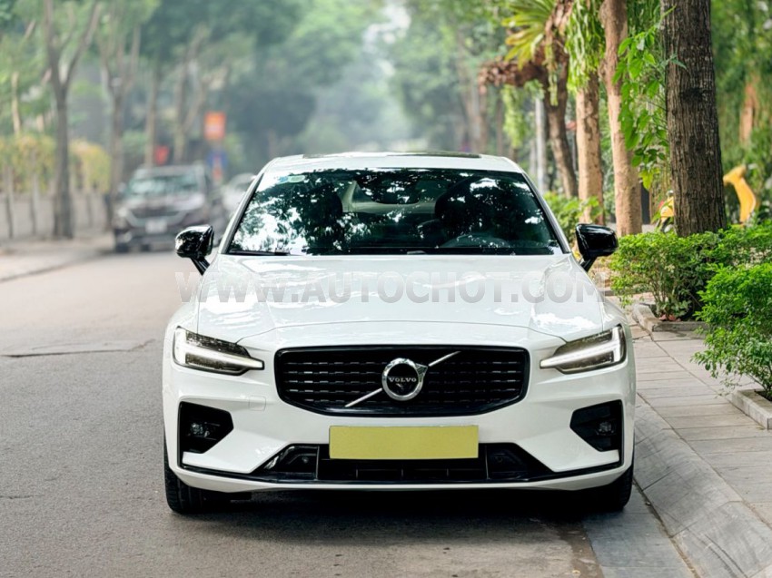 Xe Volvo S60 T5 R-Design AWD 2021