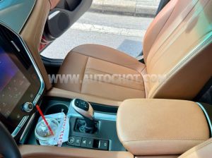 Xe VinFast Lux A 2.0 Premium 2.0 AT 2019