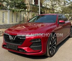 Xe VinFast Lux A 2.0 Premium 2.0 AT 2019