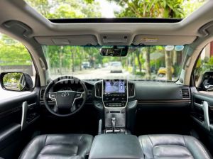 Xe Toyota Land Cruiser 4.6 V8 2019