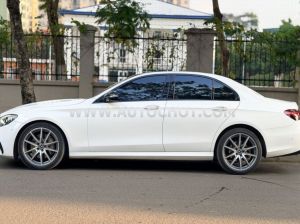 Xe Mercedes Benz E class E300 AMG 2022
