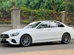 Xe Mercedes Benz E class E300 AMG 2022