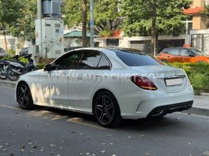 Xe Mercedes Benz C class C300 AMG 2020