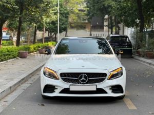 Xe Mercedes Benz C class C300 AMG 2020