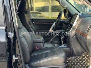 Xe Toyota Land Cruiser 4.6 V8 2019