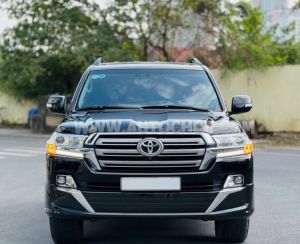 Xe Toyota Land Cruiser 4.6 V8 2019