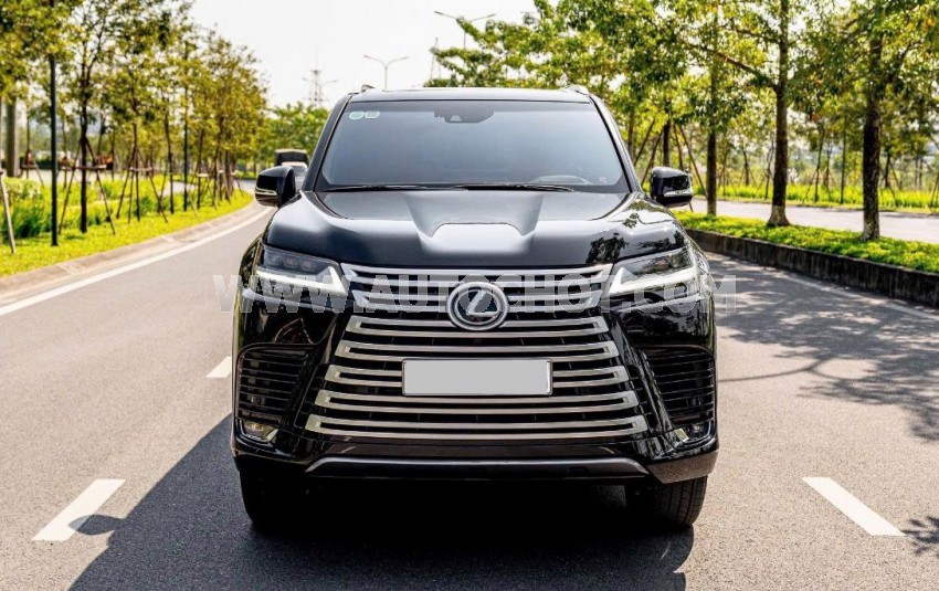 Xe Lexus LX 600 Urban 2023