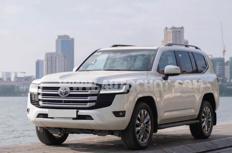 Toyota Land Cruiser 3.5 V6 2025