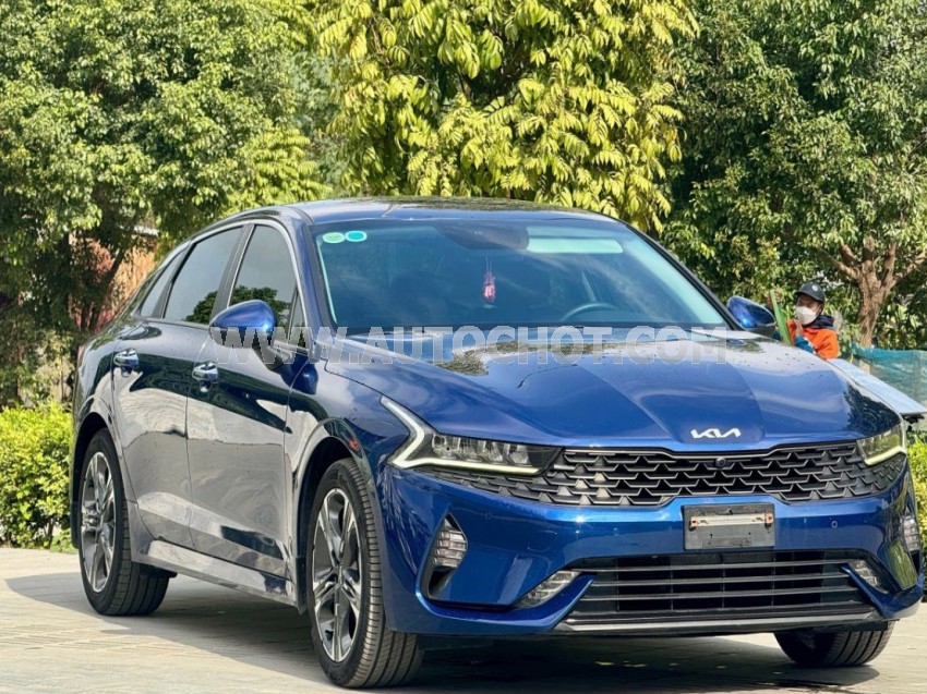 Kia K5 Luxury 2.0 AT 2022
