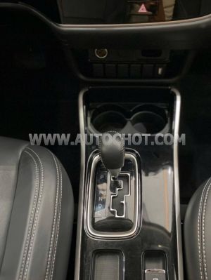 Xe Mitsubishi Outlander 2.0 CVT 2021