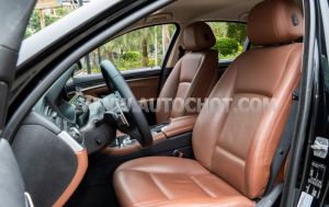 Xe BMW 5 Series 520i 2016