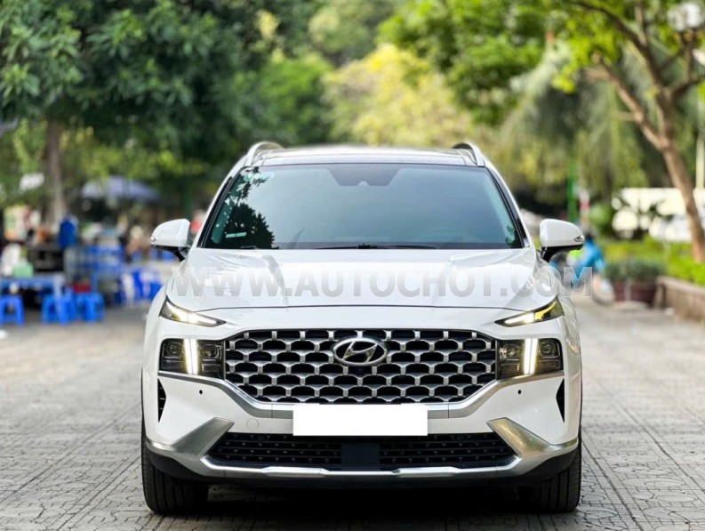 Xe Hyundai SantaFe Cao cấp 2.2L HTRAC 2022
