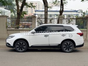 Xe Mitsubishi Outlander Premium 2.0 CVT 2021