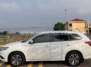 Xe Mitsubishi Outlander 2.0 CVT 2022