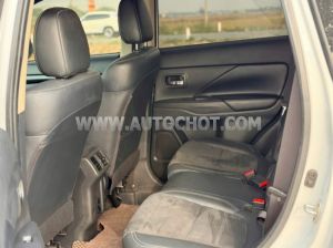 Xe Mitsubishi Outlander 2.0 CVT 2022