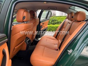 Xe BMW 5 Series 520i 2012